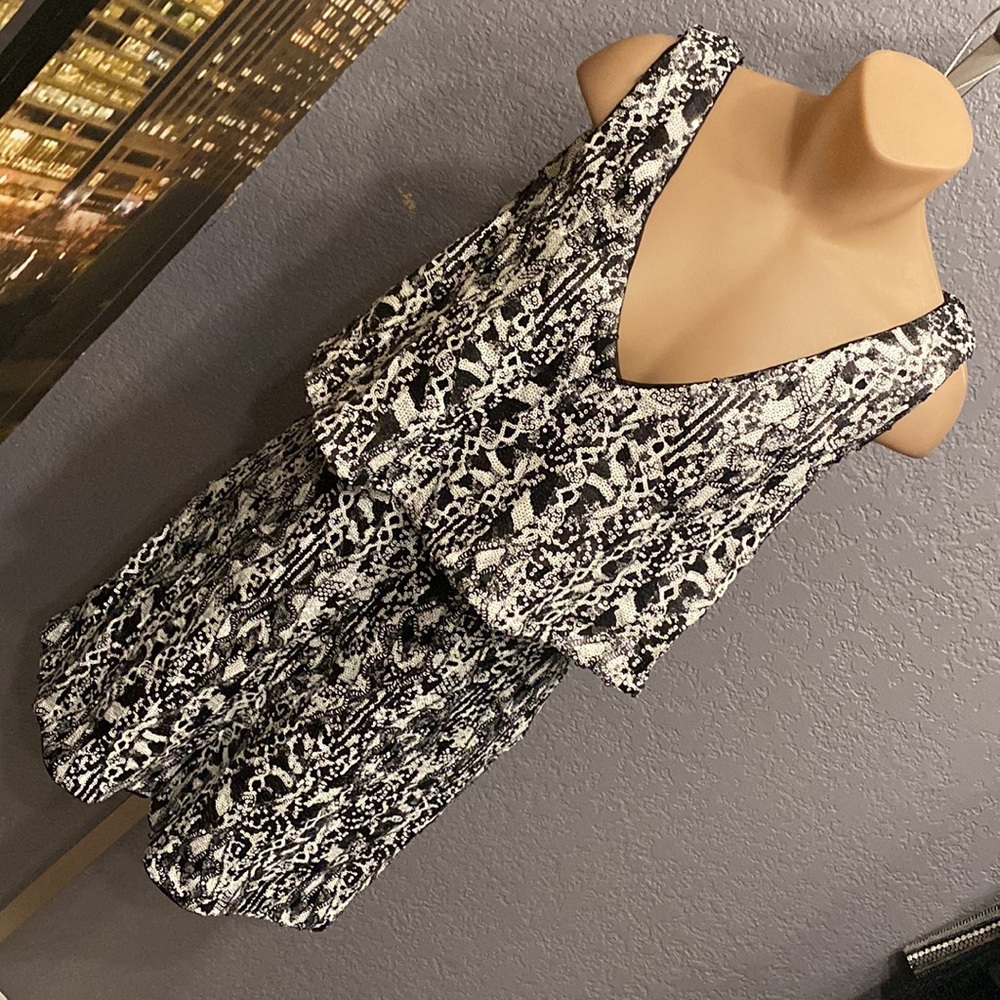 BEBE - NWT - shorts romper: sequin black & white sleeveless w lining, zip - 12 - Picture 16 of 16